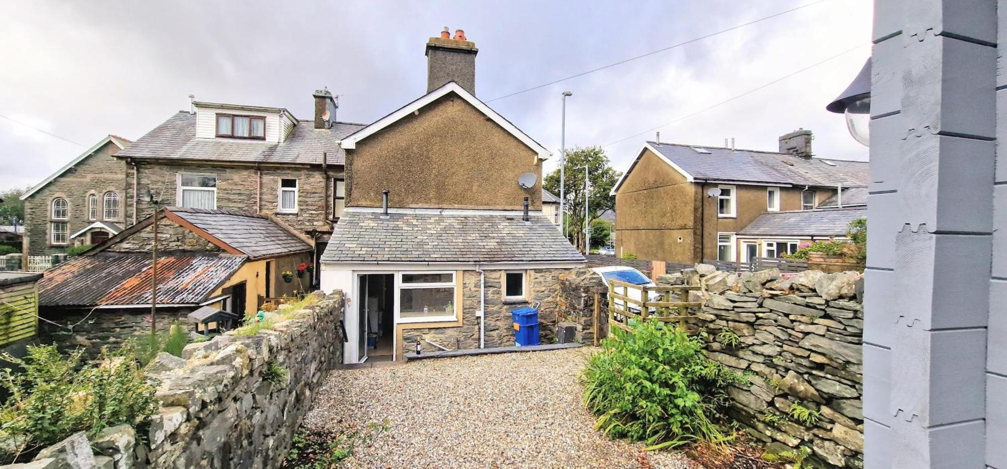 Cheerful 2 Bed Home With Mountain Views Blaenau Ffestiniog Dış mekan fotoğraf